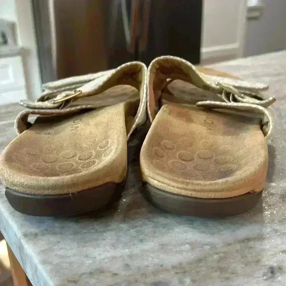 Vionic Sandals Womens Sz 11 Skylar Buckle Three Strap Slide Flats TVW4946 White - Picture 3 of 10